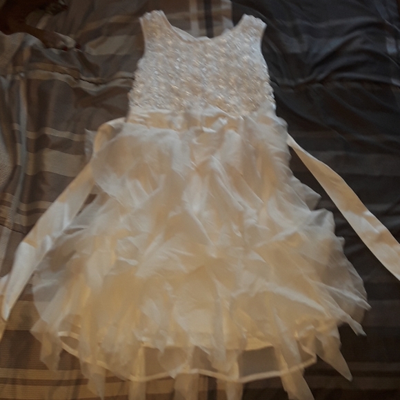 Dress - Picture 1 of 1